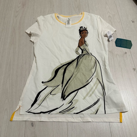 T Iana T-shirt